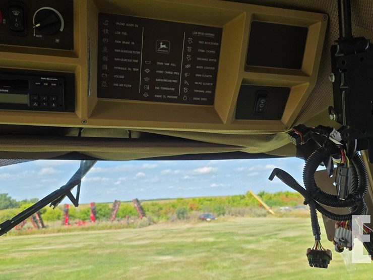 2001-john-deere-9750-sts-image-7
