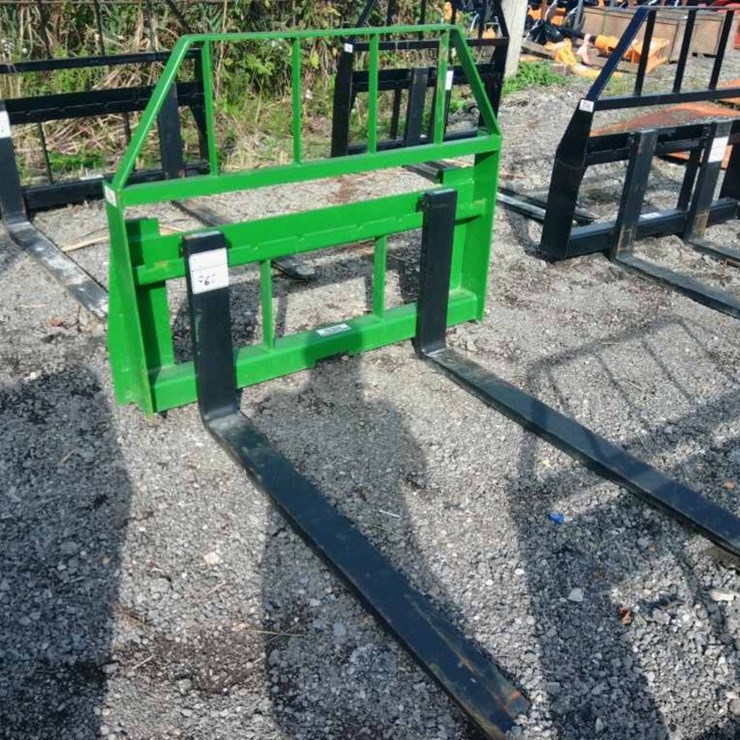 Kivel 48" Forks + John Deere Plate