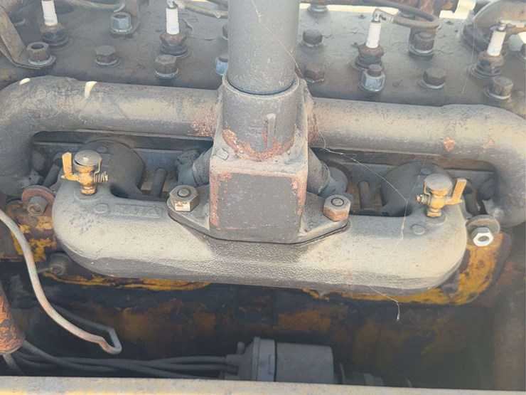 caterpillar-20-image-26