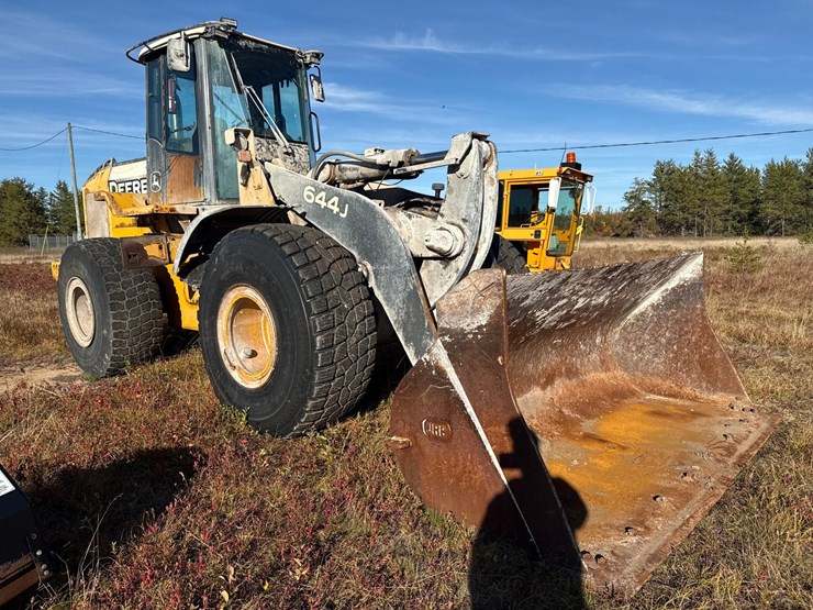 deere-644j-image-7