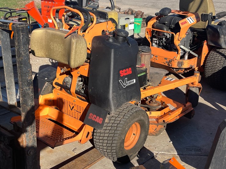 #1800-•-scag-v-ride-stand-on-zero-turn-lawn-mower-image-8