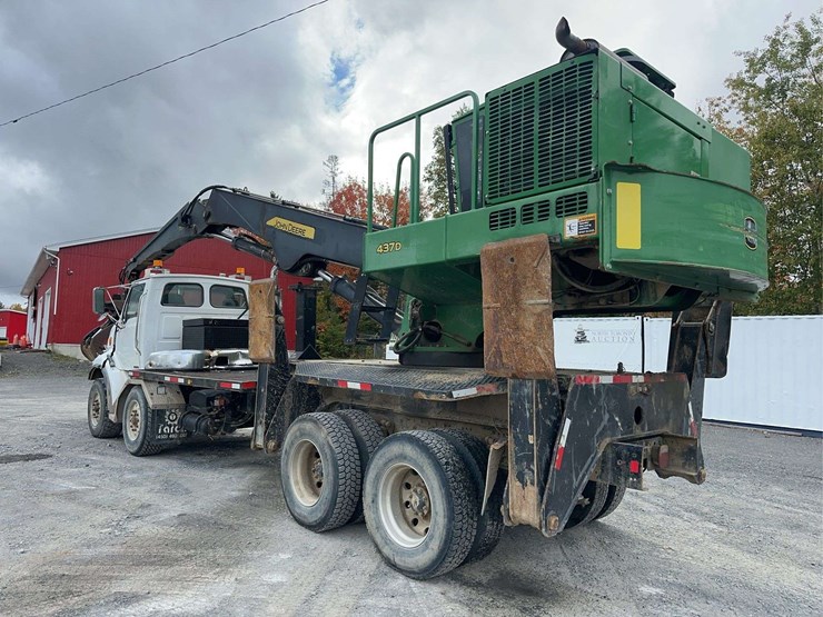2006-sterling-lt9500-image-7
