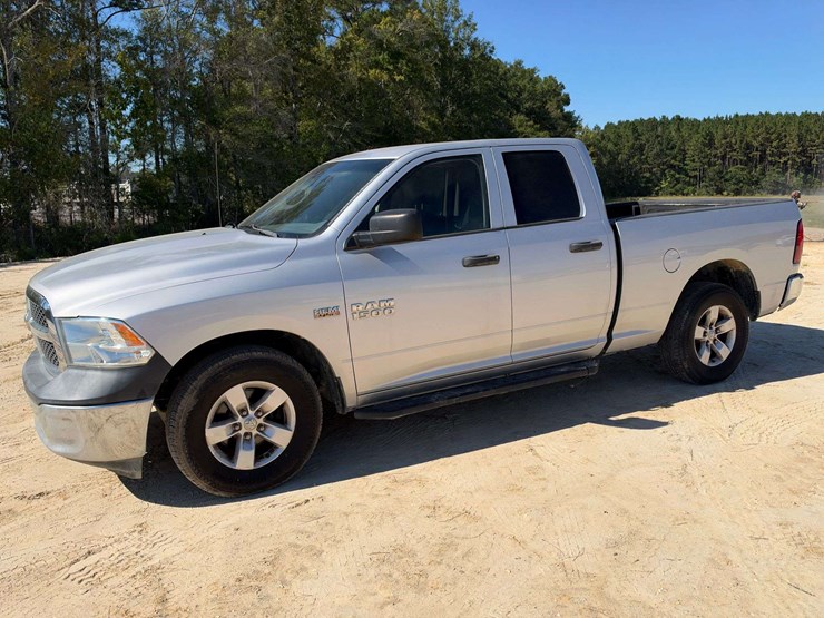 2014-dodge-1500-image-1