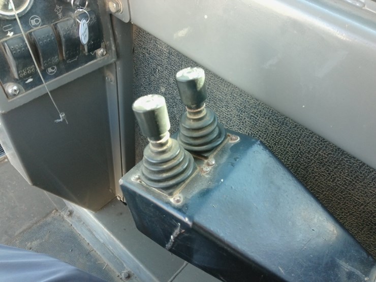 2013-terramac-rt9-image-14