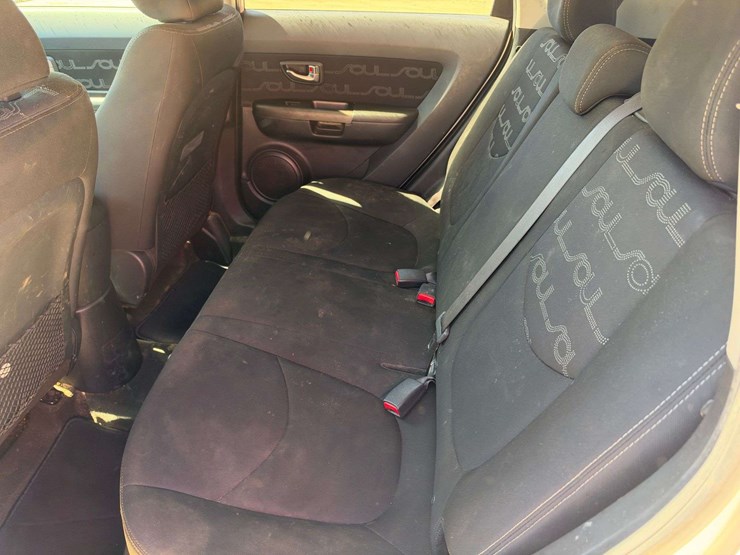 2012-kia-soul-image-14