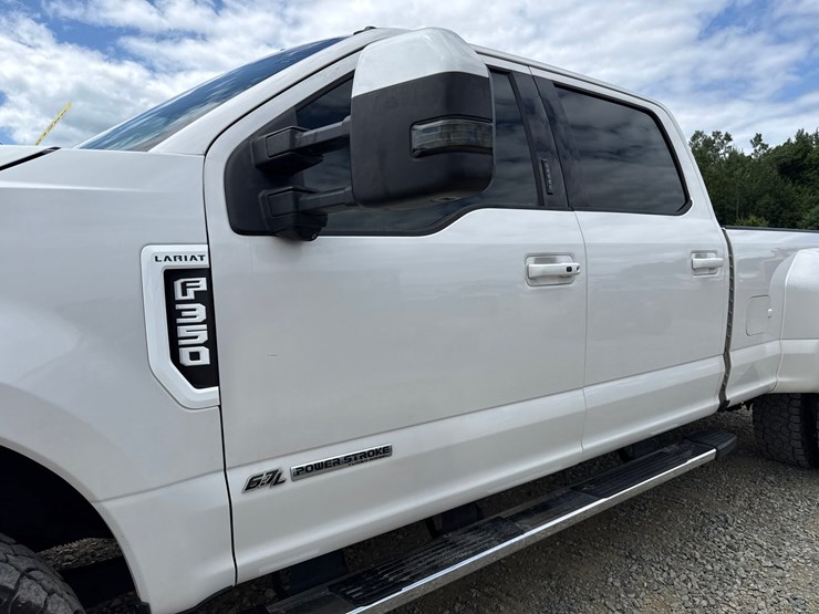 2017-ford-f350-image-21