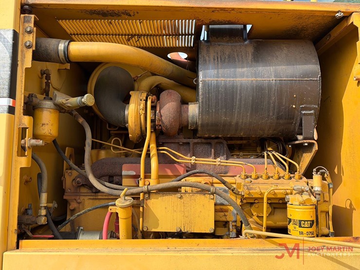 caterpillar-12h-image-12