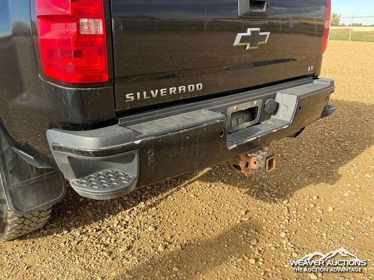 2017-chevrolet-silverado-2500hd-lt-image-35