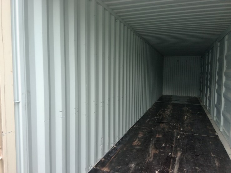 8'x40'x9.5'-high-cube-shipping-container-image-7