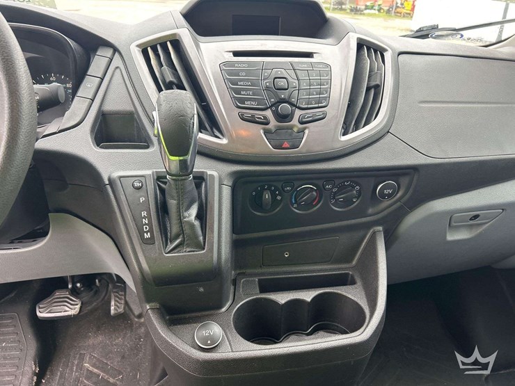 2018-ford-transit-image-16