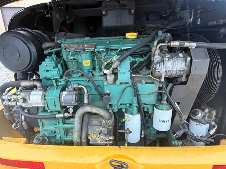 2005-volvo-l45b-image-36