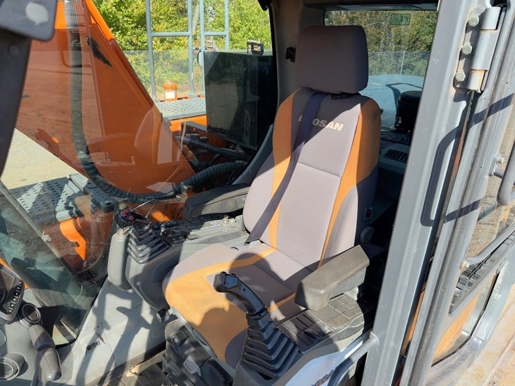 2018-doosan-dx225-lc-5-image-39
