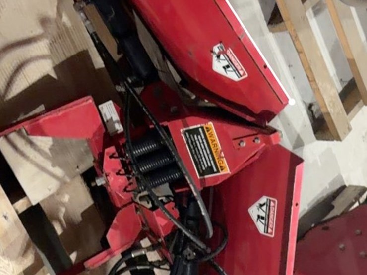 #1637-•-steiner-ventrac-v-plow-attachment-image-5