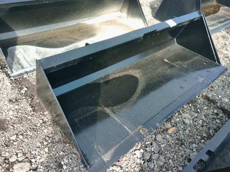 swict-78"-quick-attach-bucket-image-1