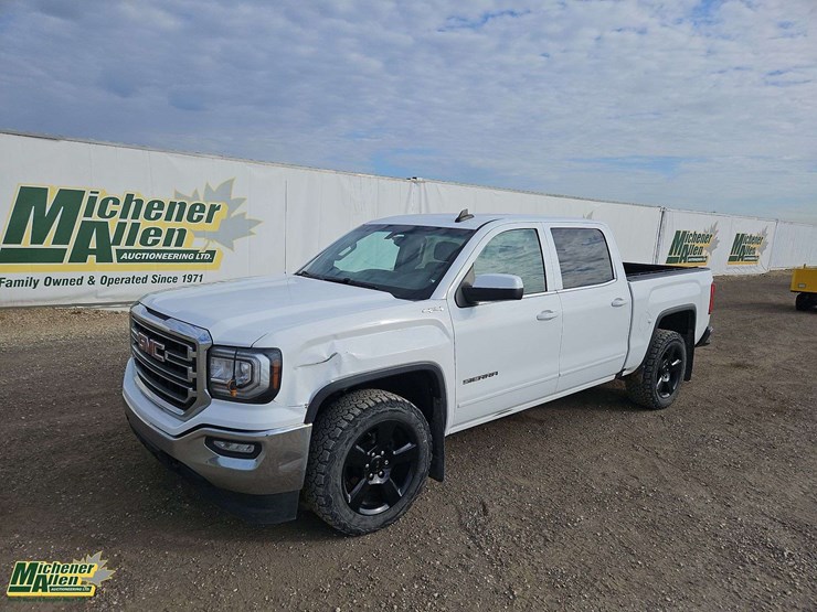 2017-gmc-sierra-1500-image-1