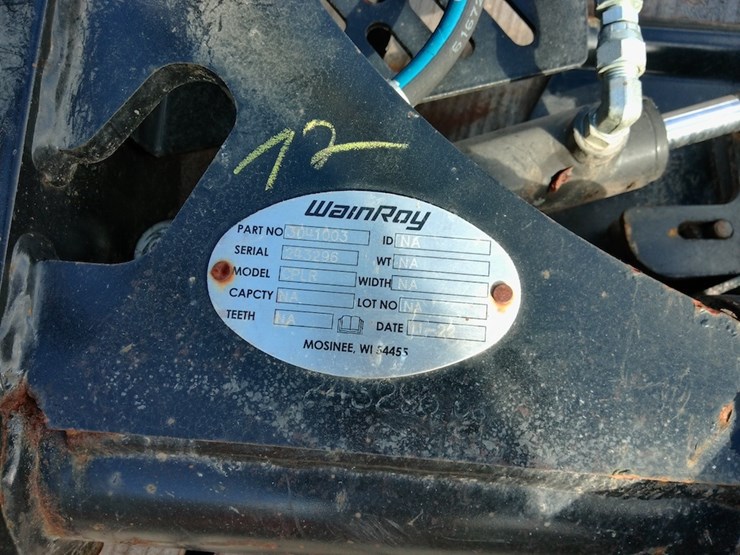 2022-wain-roy-yanmar-wheel-loader-quick-attach-coupler-image-3
