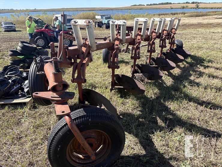 case-ih-735-image-11