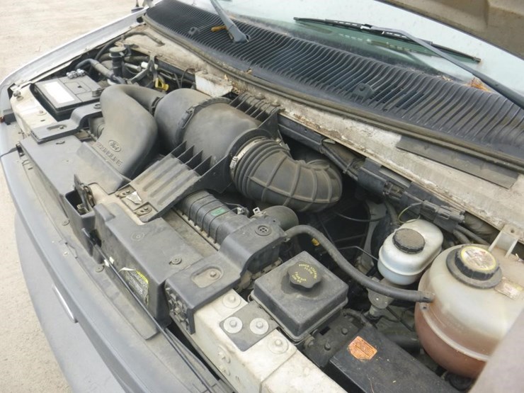 2003-ford-econoline-350-image-12