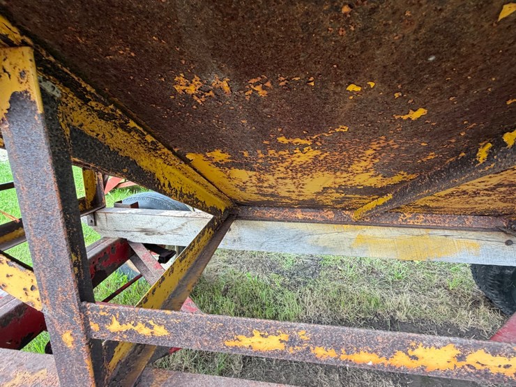 #4013-•-farm-king-gravity-box-image-12