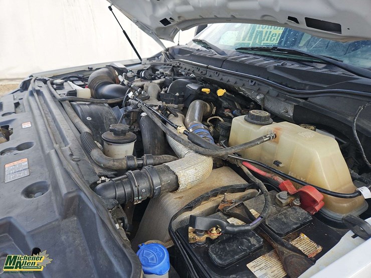 2017-ford-f550-image-25