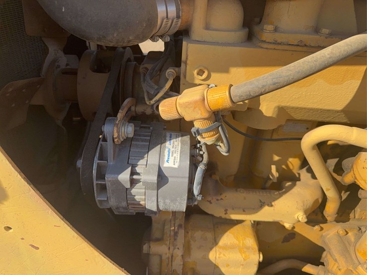 caterpillar-d4d-image-23