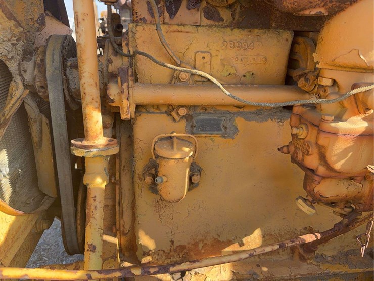 caterpillar-twenty-two-image-18