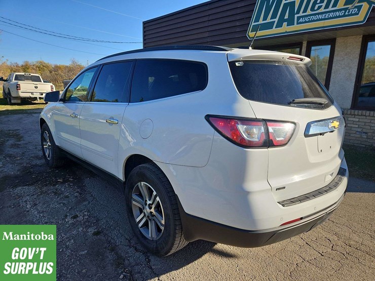 2016-chevrolet-traverse-image-4