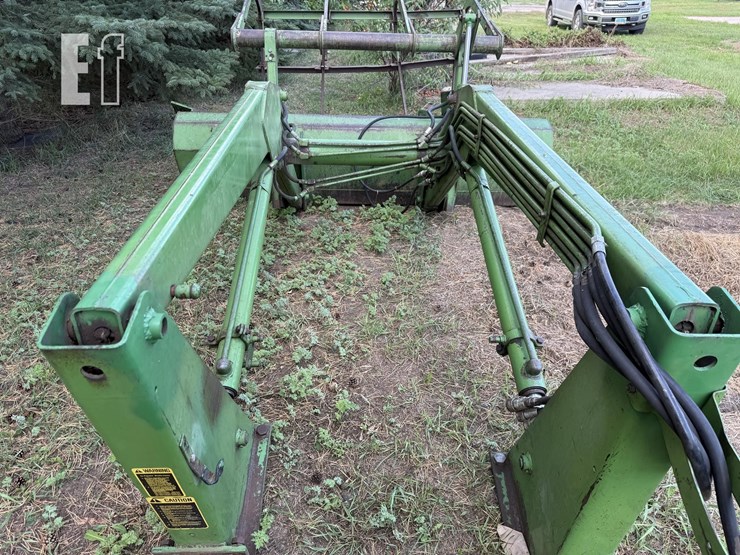 john-deere-148-image-7
