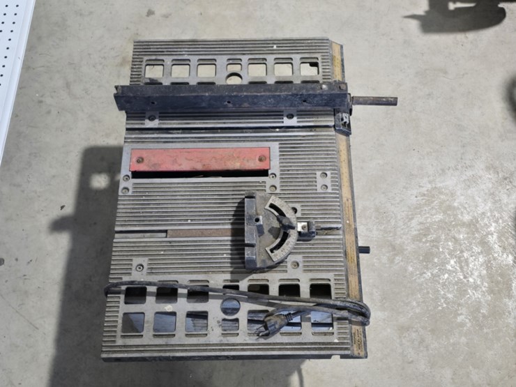shopcraft-10"-table-saw-image-3