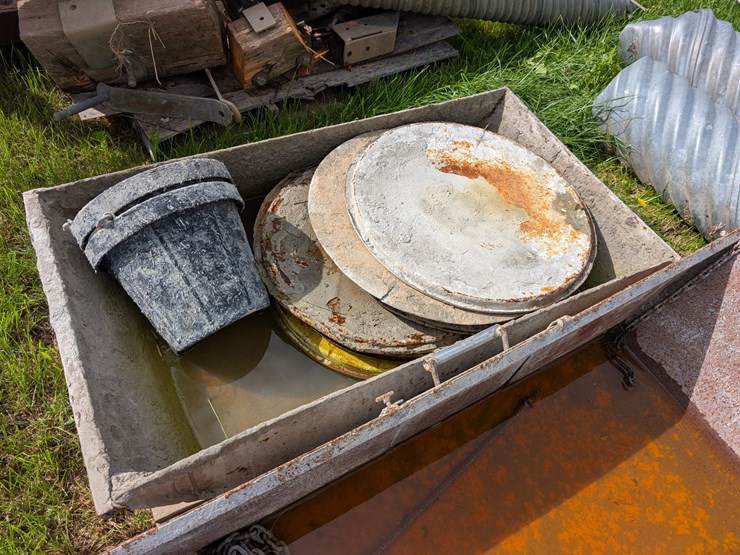 #4089-•-cement-tubs-image-3