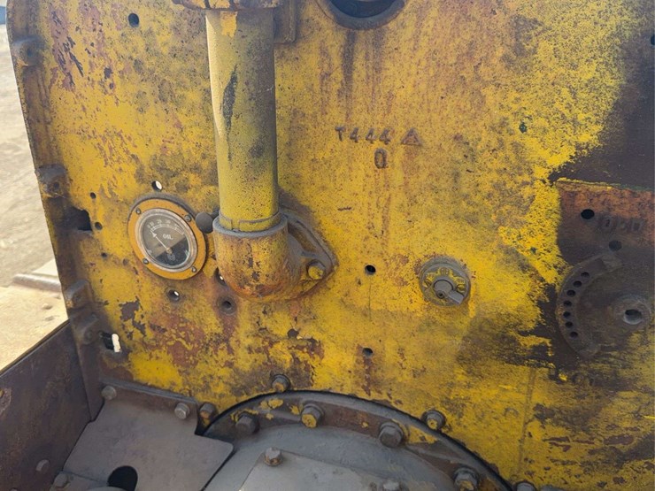caterpillar-10-image-40