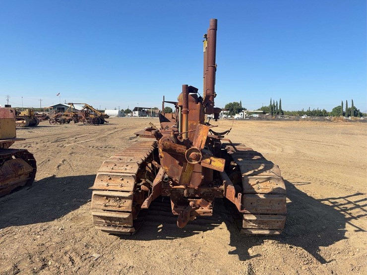 caterpillar-60-image-8