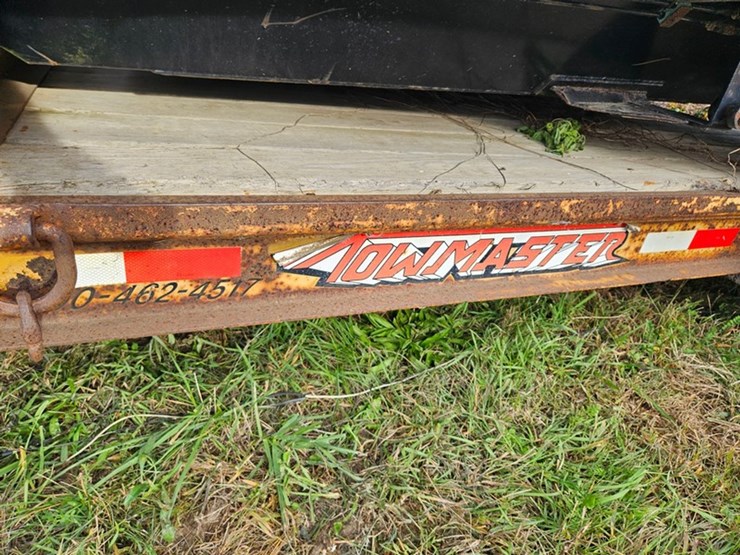 #2126-•-towmaster-tandem-axle-utility-tilt-trailer-image-15