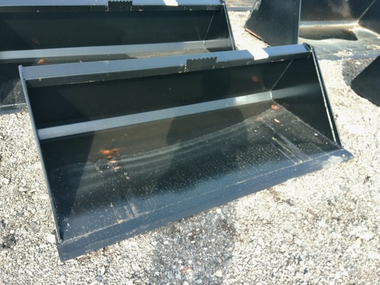swict-66"-quick-attach-bucket-image-1