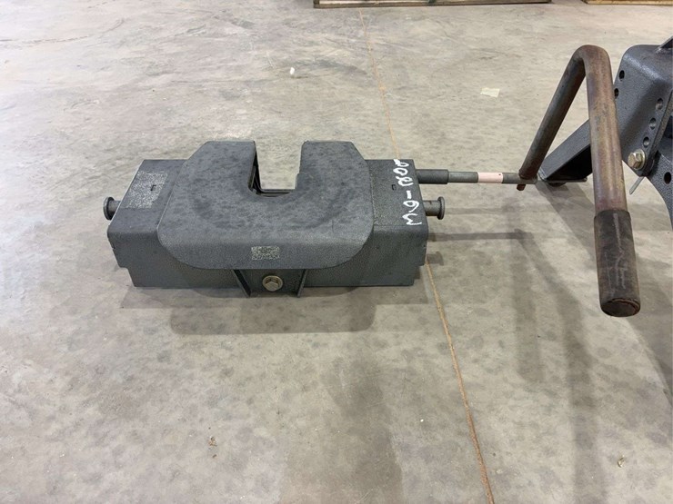 huskey-16k-5th-wheel-hitch-no-rails-image-8