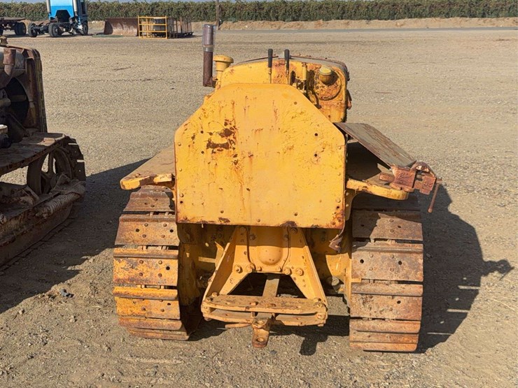 caterpillar-twenty-two-image-4
