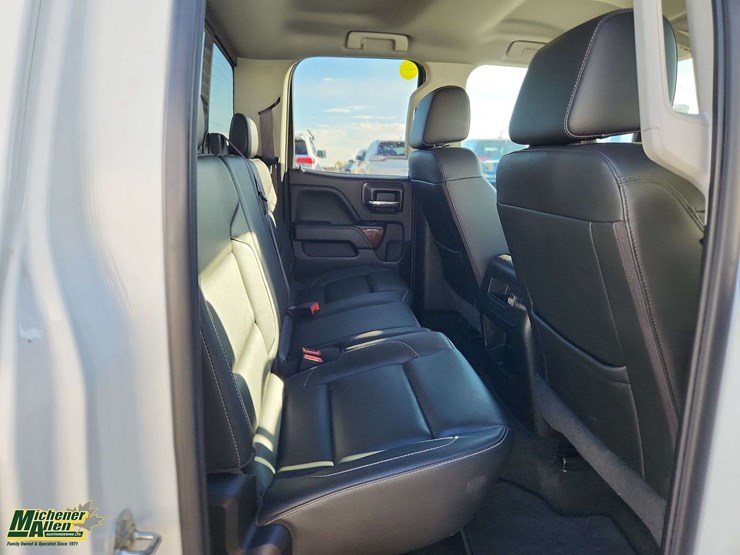 2017-gmc-sierra-1500-image-24
