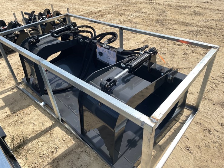 #2027-•-wolverine-skid-steer-grapple-bucket-attachment-image-1