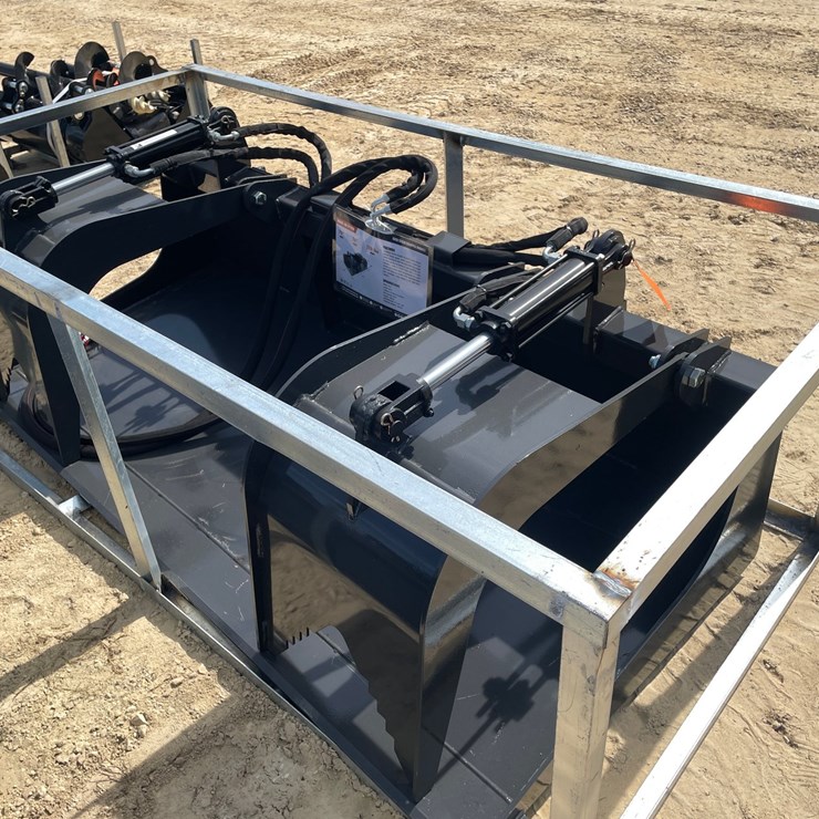 #2027 • Wolverine Skid Steer Grapple Bucket Attachment
