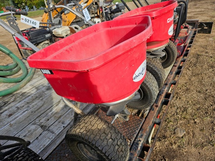 #2140-•-chapin-lawn-spreader-image-3