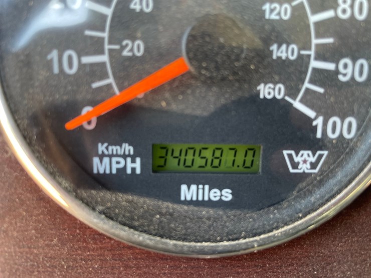 2015-western-star-4900sb-image-81