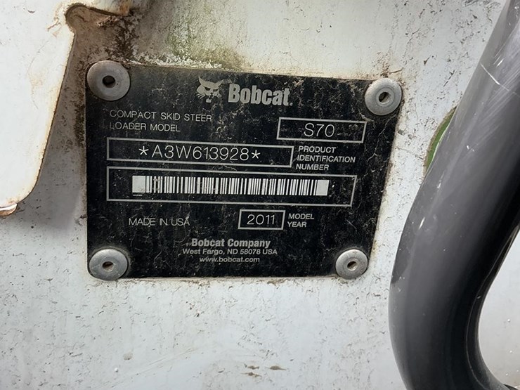 2011-bobcat-s70-image-17