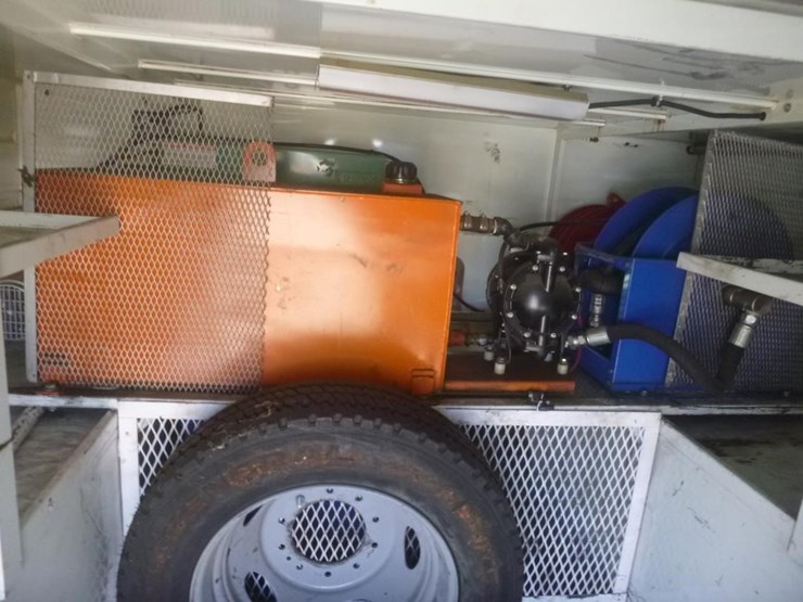 2007-ford-f450-image-9