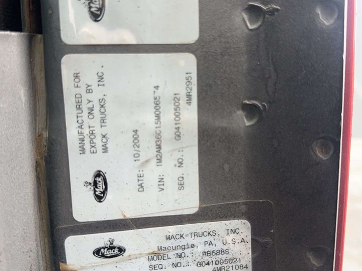 2005-mack-rb688s-image-31