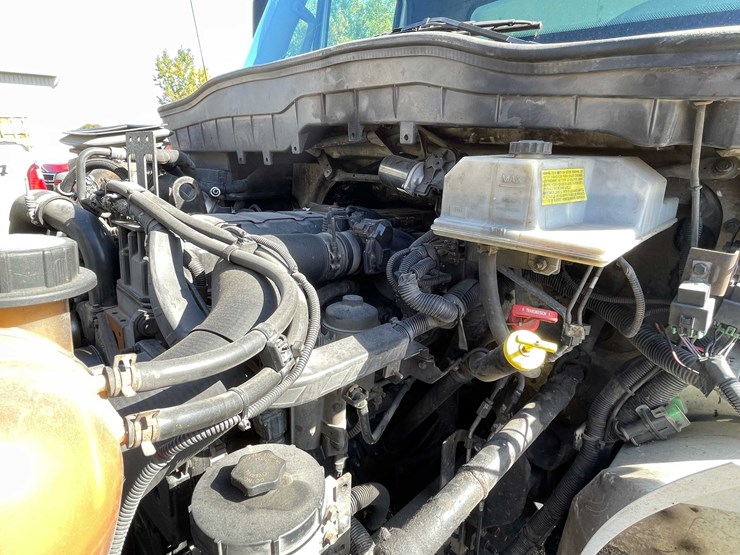 #1796-•-2012-navistar/international-box-truck-with-morgan-box-(has-wisconsin-title)-image-58