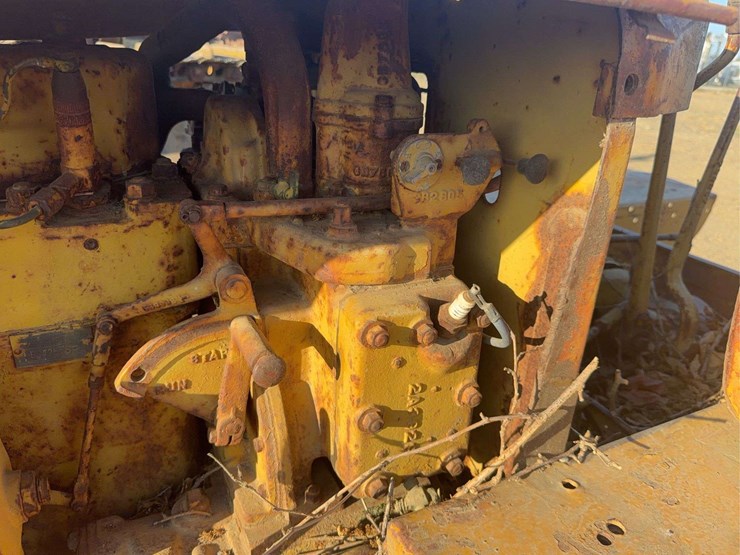 caterpillar-d2-image-17