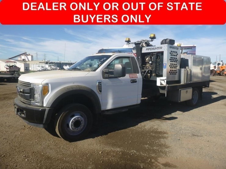 2017-ford-f550-image-1