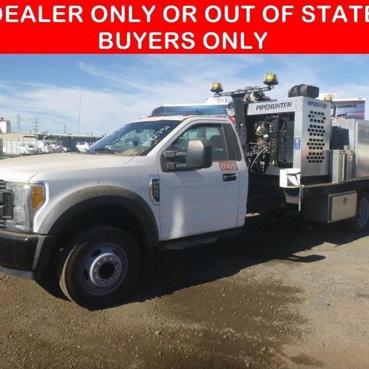 2017 FORD F550
