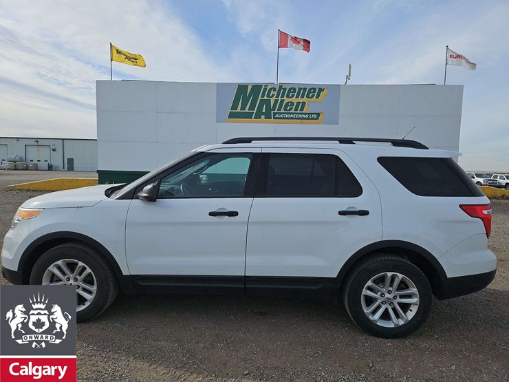2015-ford-explorer-image-5