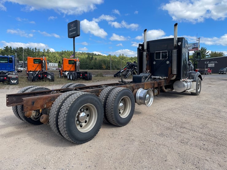 2005-kenworth-t800-image-5
